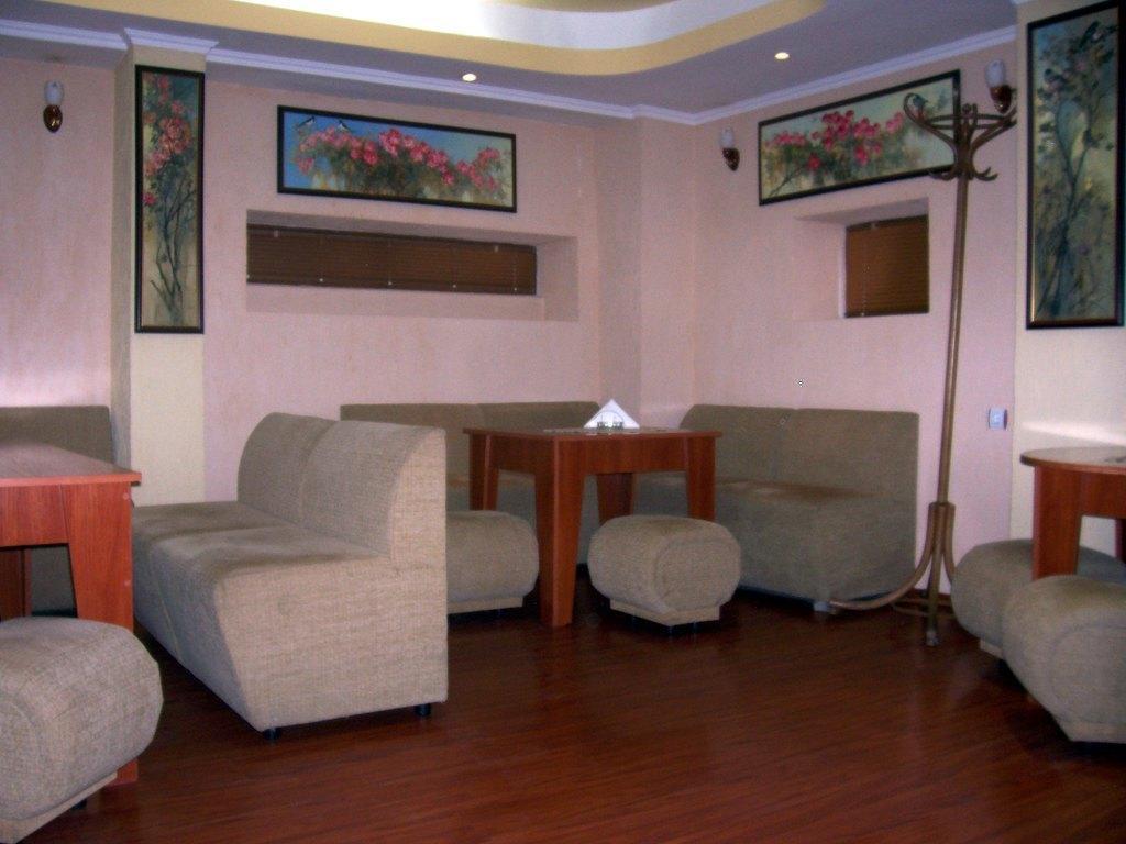Fenerite Family Hotel Targovishte  Luaran gambar