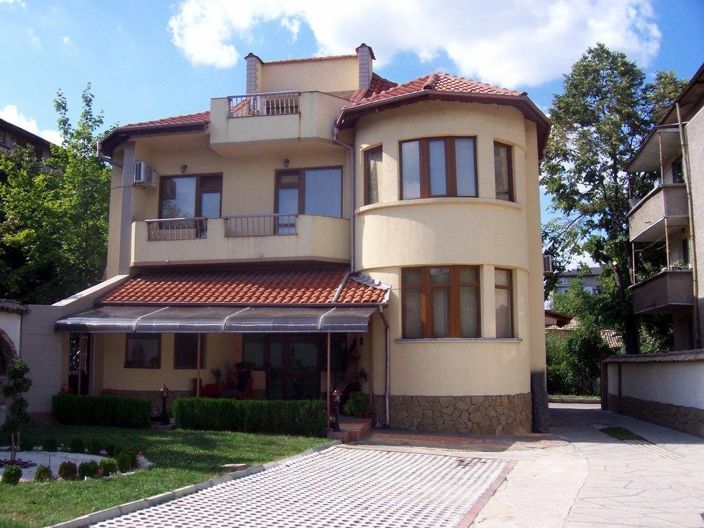 Fenerite Family Hotel Targovishte  Luaran gambar